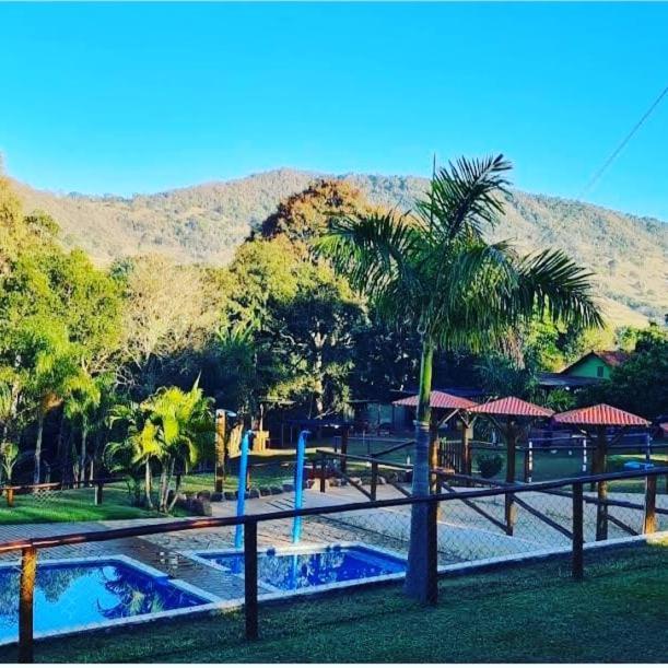 Cabana Hostel Sobrado Ecopark Aguas de Sao Pedro Luaran gambar