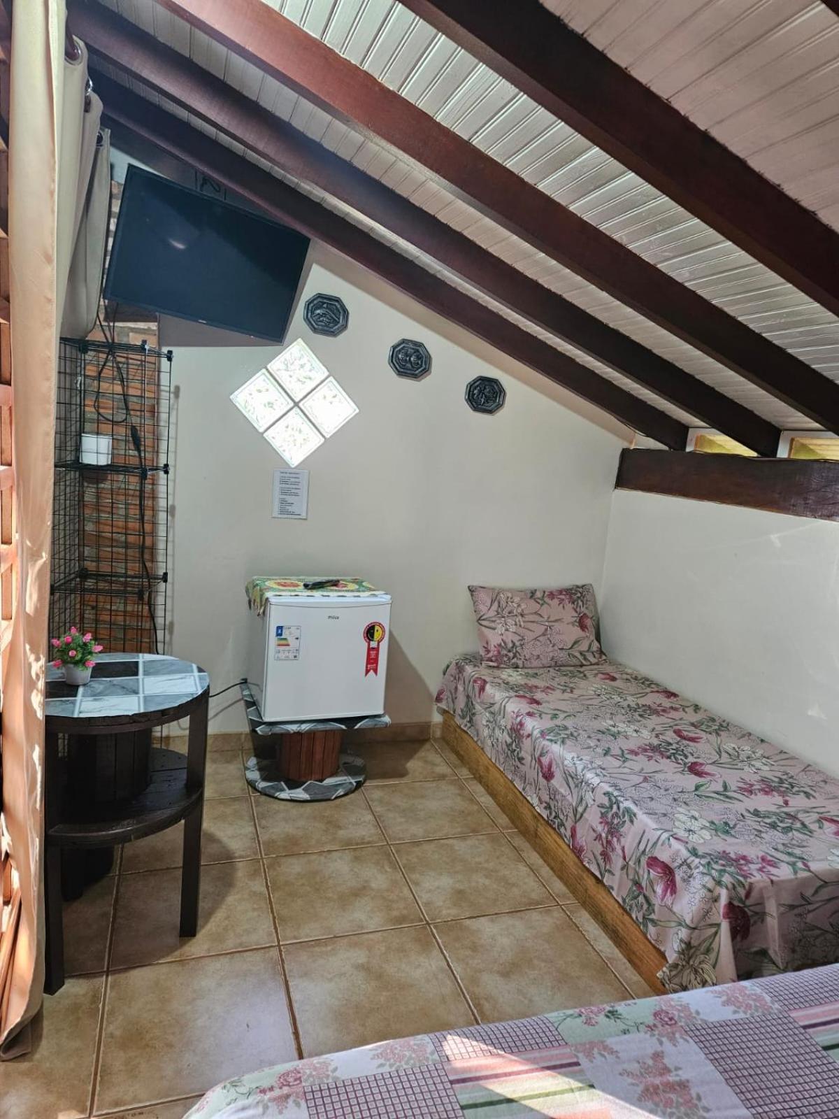 Cabana Hostel Sobrado Ecopark Aguas de Sao Pedro Bilik gambar