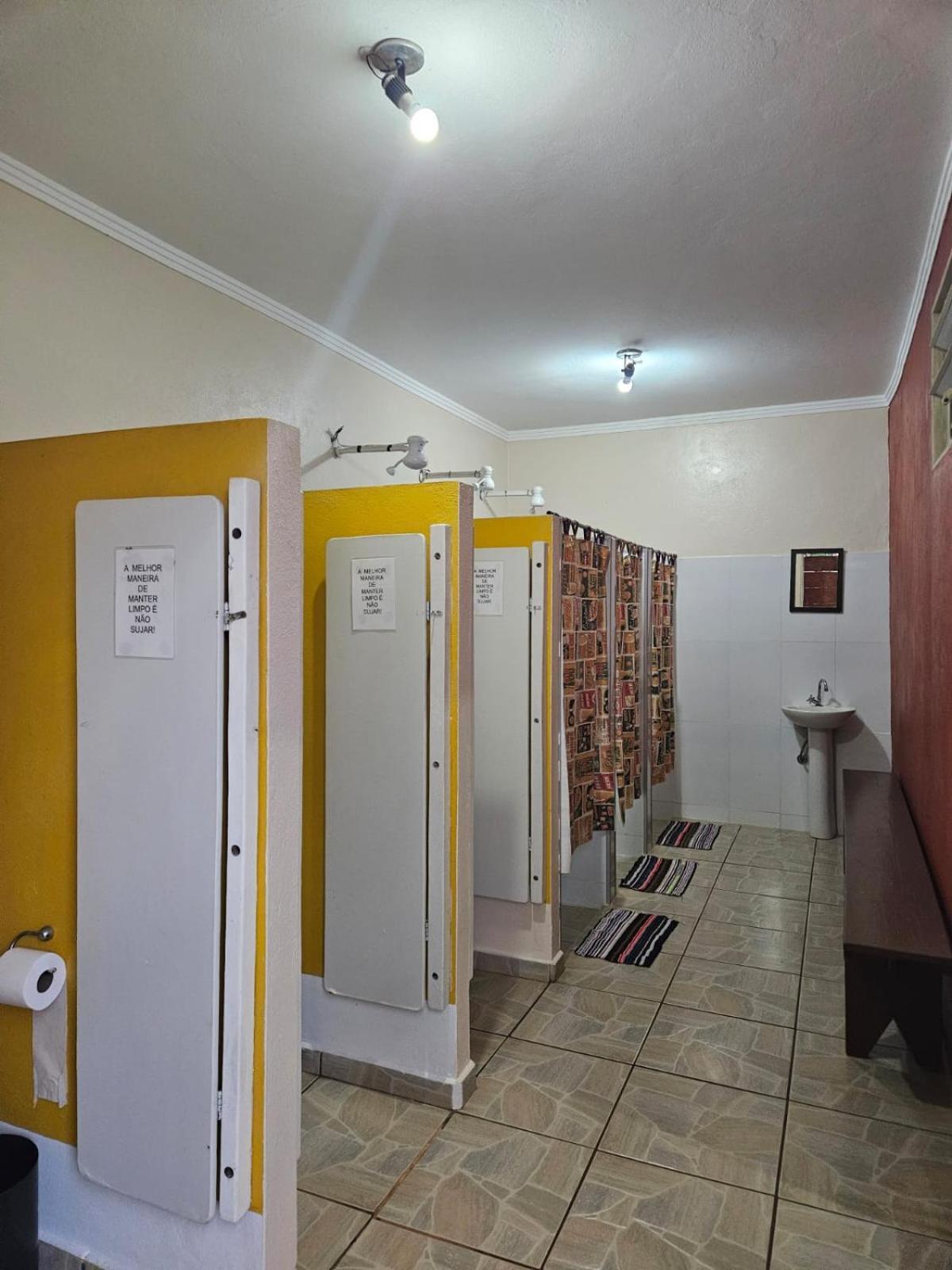 Cabana Hostel Sobrado Ecopark Aguas de Sao Pedro Bilik gambar