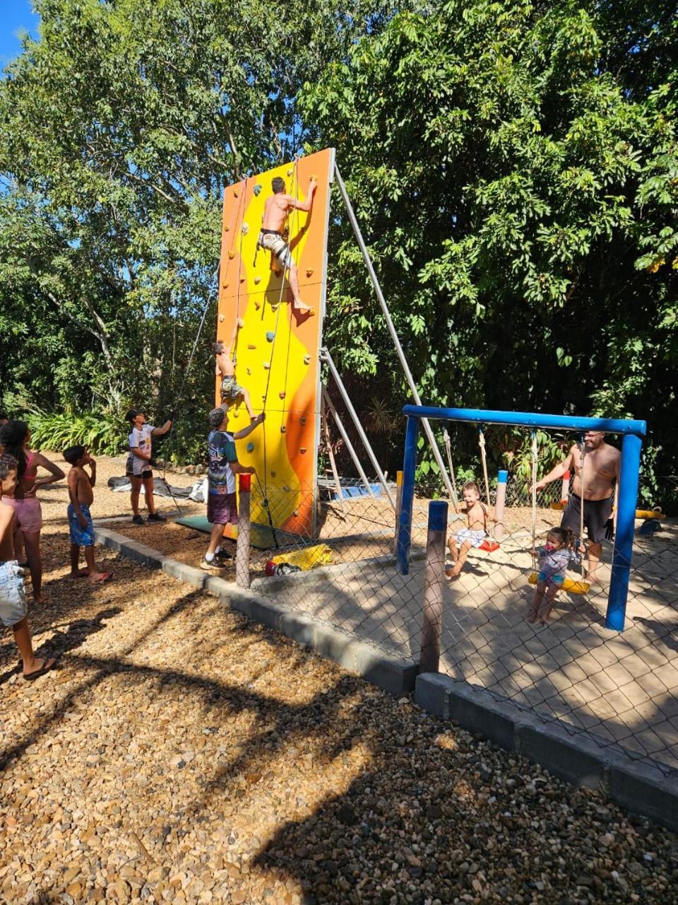 Cabana Hostel Sobrado Ecopark Aguas de Sao Pedro Bilik gambar