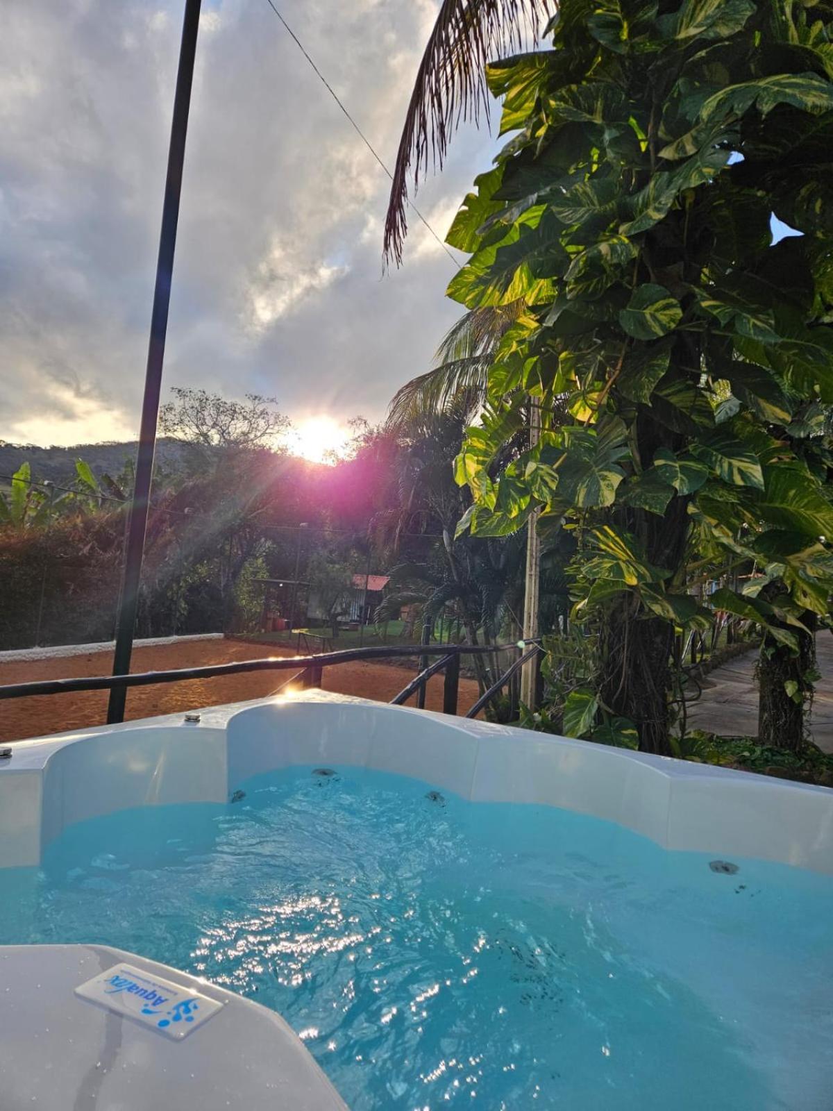 Cabana Hostel Sobrado Ecopark Aguas de Sao Pedro Bilik gambar